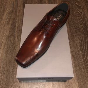 Kenneth Cole Reaction Men’s Self Review Oxford